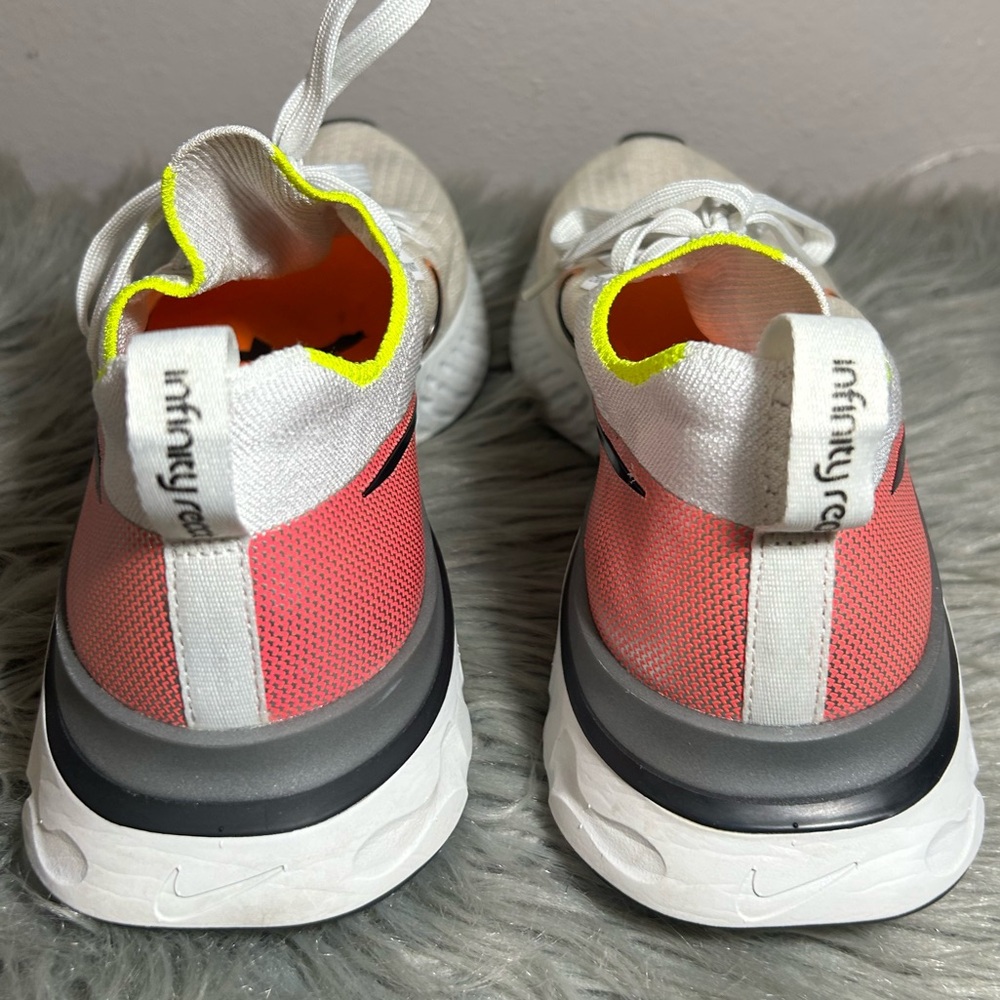 Nike React Infinity Run 'Platinum Tint Pink Blast' White Sneaker Sz 10 - Picture 8 of 11